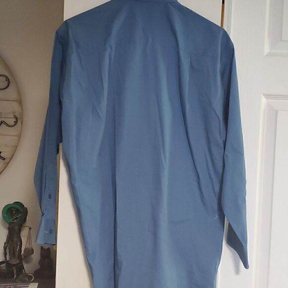 John Ashford Men's button down dress shirt - Picture 4 of 5